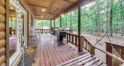 Hot Tub & Deck: Broken Bow 'azalea House'