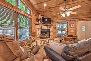 House (1 Bedroom) | Interior