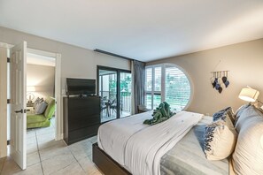 Apartment (2 Bedrooms) | Interior - Beachy Marco Island Condo With Resort Amenities! (Marco Island)