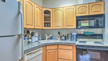 Apartment (1 Bedroom) | Interior