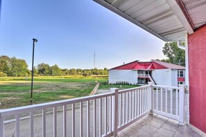 Apartment (1 Bedroom) | Interior - Michigan Condo: Heated Indoor Community Pool! (Pigeon)