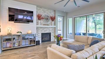 House (3 Bedrooms) | Front of property