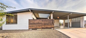 Desert Getaway w/ Pool, 2 Mi to Lake Havasu!