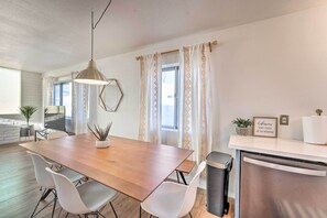 House (3 Bedrooms) | Interior - Desert Getaway w/ Pool, 2 Mi to Lake Havasu! (Lake Havasu City)