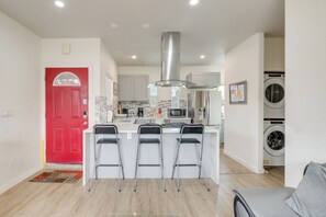 House (3 Bedrooms) | Interior - 5 Mi to Universal Studios: Family Gem w/ Hot Tub! (Burbank)