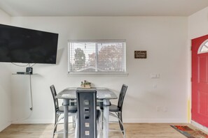 Hús (3 Bedrooms) | Að innan