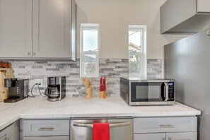 Hús (3 Bedrooms) | Að innan