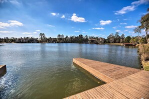 Apartment (3 Bedrooms) | Interior - Elegant Lake Conroe Townhome w/ Boat Slip! (Montgomery)