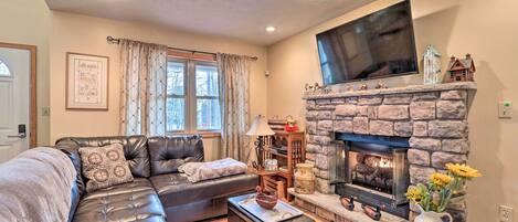 House (3 Bedrooms) | Front of property