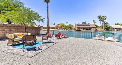 Mod Casa Grande Home w/ Patio on the Water!