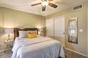 House (3 Bedrooms) | Interior - Mod Casa Grande Home w/ Patio on the Water! (Casa Grande)