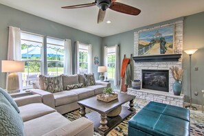 Talo (4 Bedrooms) | Sisätilat