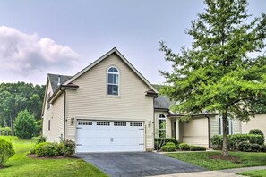 House (4 Bedrooms) | Interior - 5 Mi to Bethany Beach: Chic Home w/ Grill! (Ocean View)