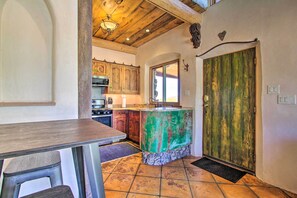 Casa (2 Bedrooms) | Interior