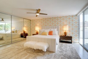 Apartment (2 Bedrooms) | Interior - Pool Access: Mtn-view Palm Springs Condo! (Palm Springs)