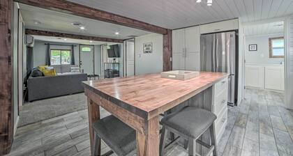 Prudenville Retreat w/ Yard ~ 1 Mi to Lake!