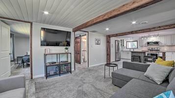 Cottage (3 Bedrooms) | Interior