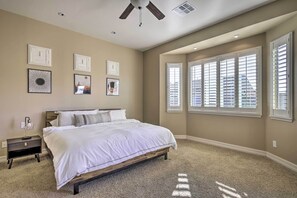 House (4 Bedrooms) | 4 bedrooms, laptop workspace, iron/ironing board, free cribs/infant beds - Updated Goodyear Escape: Remote-work Friendly (Goodyear)