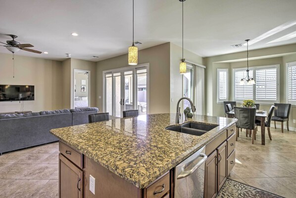 Interior - Updated Goodyear Escape: Remote-work Friendly (Goodyear)