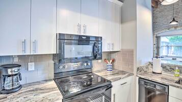 Apartment (1 Bedroom) | Interior