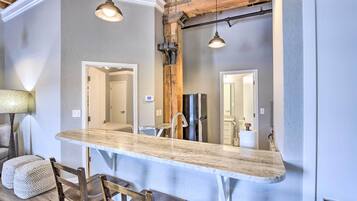 Apartment (1 Bedroom) | Interior