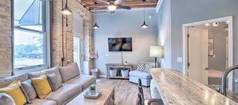 Modern Grand Haven Condo - Steps to Downtown!