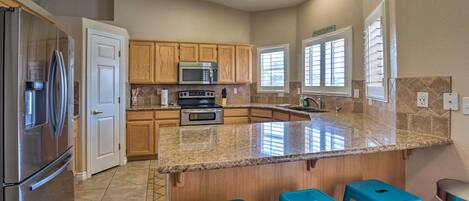 House (3 Bedrooms) | Interior