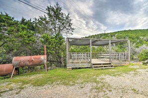 House (1 Bedroom) | Interior - 'cedar Falls Cabin 5': 1/2 Mile to Turner Falls (Davis)