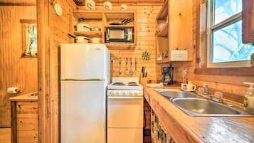 ุงูู
ูุดุฃุฉ ู
ู ุงูุฏุงุฎู