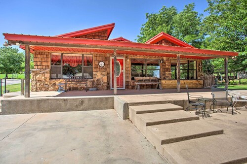 Rustic Home w/ Patio, 1 Mi to Sunset Beach!