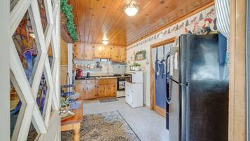 House (1 Bedroom) | Interior