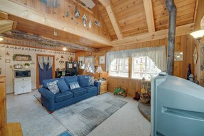 House (1 Bedroom) | Interior