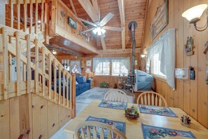 House (1 Bedroom) | Interior