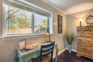 Apartment (0 Bedroom) | Interior