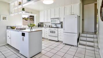 Microwave, oven, stovetop, coffee grinder