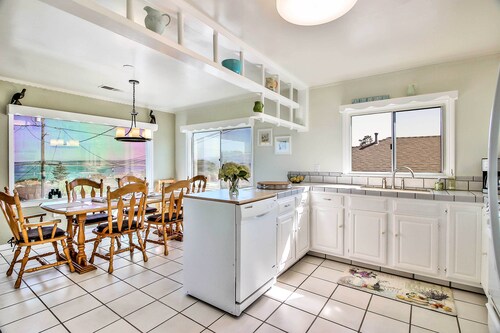 Stunning Monterey Home w/ Views Right on the Bay!