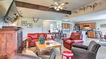 ุงูู
ูุดุฃุฉ ู
ู ุงูุฏุงุฎู