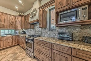 House (4 Bedrooms) | Interior - Scenic Ruidoso Home w/ Large Deck + Hot Tub! (Ruidoso)