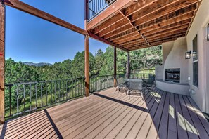 House (4 Bedrooms) | Interior - Scenic Ruidoso Home w/ Large Deck + Hot Tub! (Ruidoso)