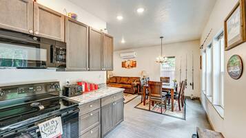 Hus (2 Bedrooms) | Interiør