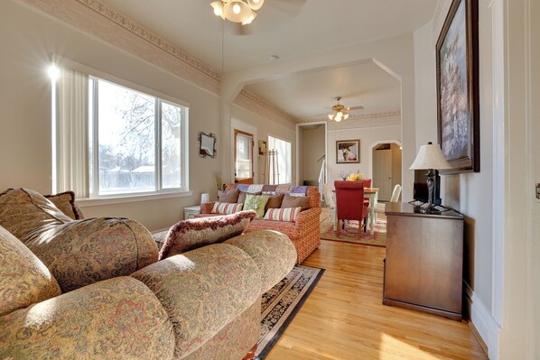 House (3 Bedrooms) | Front of property