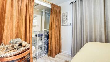 1 bedroom, laptop workspace, iron/ironing board, bed sheets