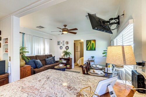 Cozy Wickenburg Abode: Explore the Wild West!