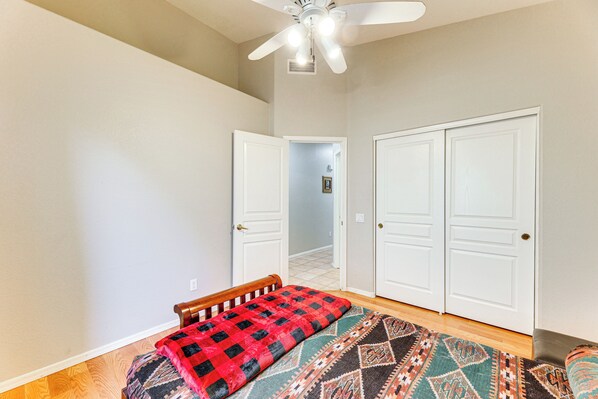 House (4 Bedrooms) | Interior - Private Patio & Grill: Lakefront Chandler Home (Chandler)