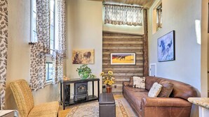TV, fireplace - 'G' Private Gate House on an Equestrian Estate! (Tucson)
