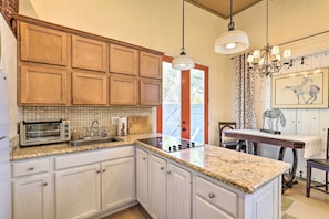 Microwave, oven, stovetop, dishwasher - 'G' Private Gate House on an Equestrian Estate! (Tucson)