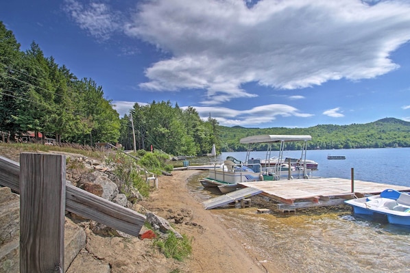 Interior - Lakefront Rumney Retreat w/ Shared Dock & Beach! (Rumney)