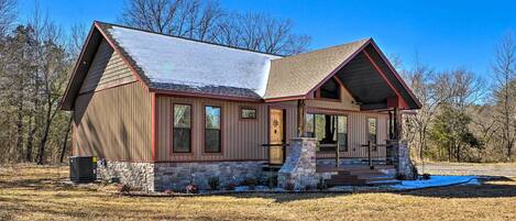 House (3 Bedrooms) | Front of property