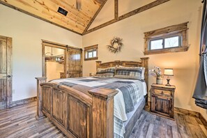 House (3 Bedrooms) | Interior - Ouachita Mtn Home: Near ATV & Hiking Trails! (Hodgen)