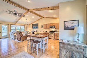 Cottage (3 Bedrooms) | Interior